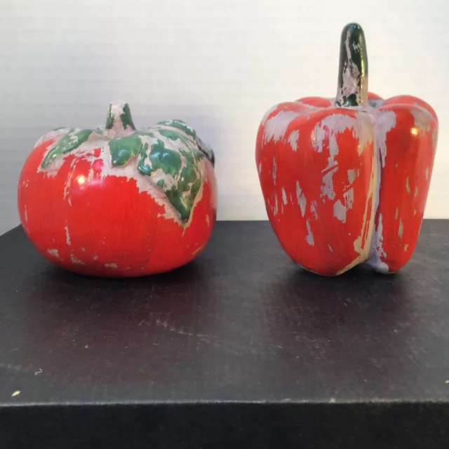 Home Decor Hand Painted Distressed Ceramic Tomato and Pepper.  Vegetables