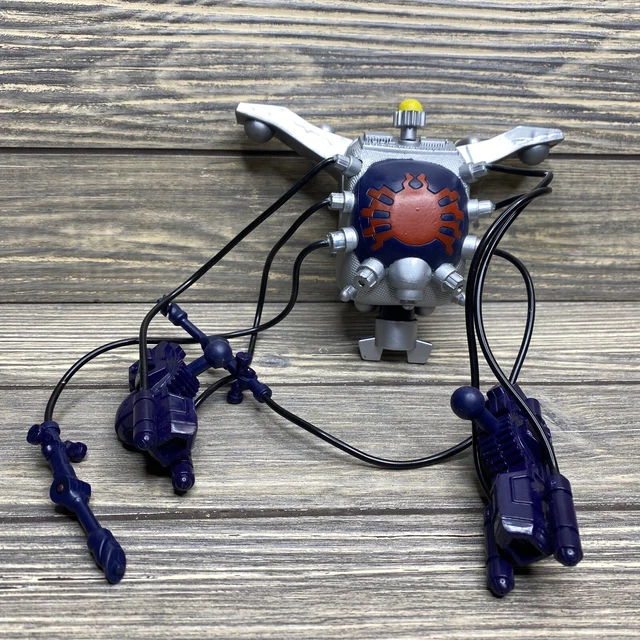 Vintage Marvel 2001 Spiderman Back Pack Web Shooter Water Gun