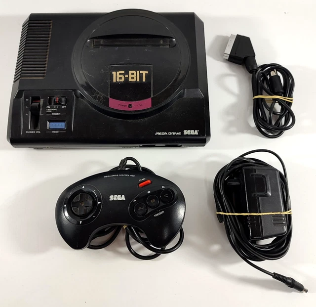 Megadrive (Genesis) Avec Le Jeu FIFA 98 - Bon état, Prêt à Jouer