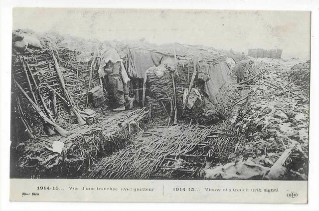 Militaire Guerre 1914  Vue D Une Tranchee Avec Guetteur