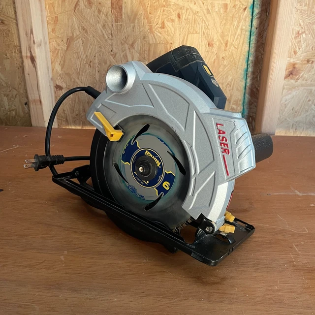 Chicago electric 12 sales amp circular saw