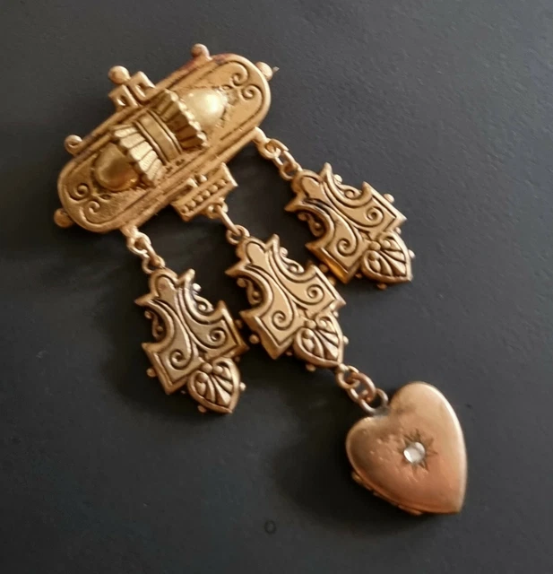 Broche Ancienne (reliquaire) Porte-photo Vintage - Matière Dorée (plaque Or Ou Pomponne) - Occasion Bon état