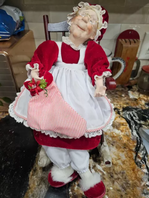 Mrs Granny Santa Claus Porcelain Cloth Doll The Heritage Signature collection 16