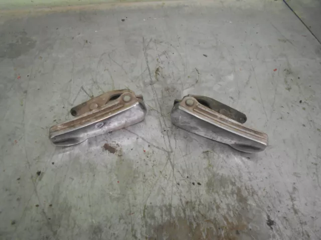 vespa  gt  200   rear  pegs