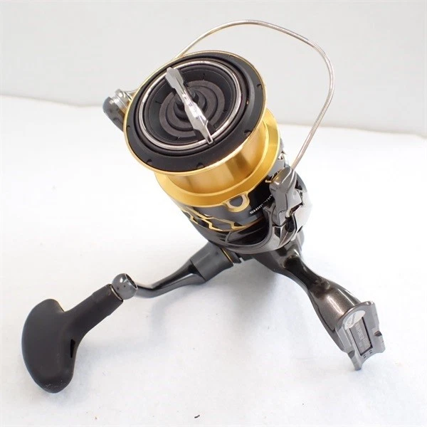 Spinning Reel 20 TWIN POWER 4000MHG Gear Ratio 5.8:1 Fishing