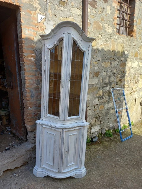 Vecchia Angoliera Shabby Chic