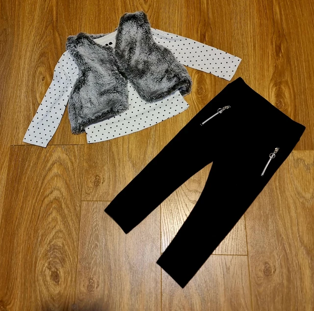 #40 Huge Bundle Of Baby Girls Clothes Age 18-24 Months Lots Play Wear 40 Items 3