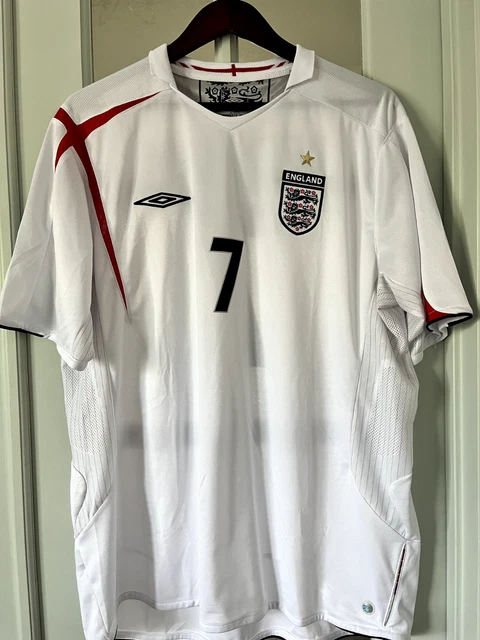 Maillot Angleterre Vintage Umbro – David Beckham N°7 – Réversible – Taille XL
