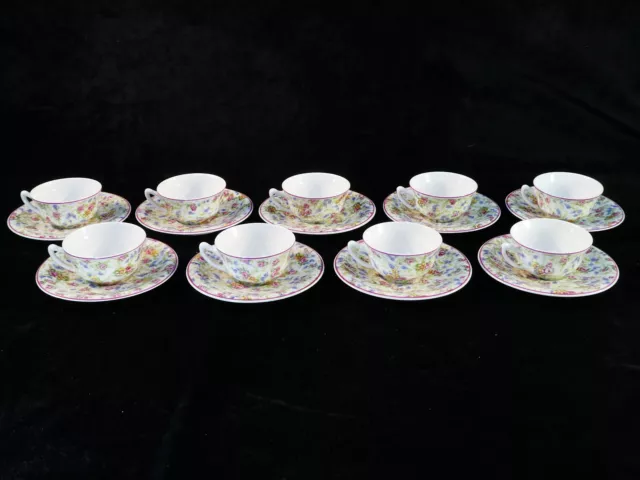 9 tasses a café en porcelaine de LIMOGES HAVILAND décor de fleurs vers 1930