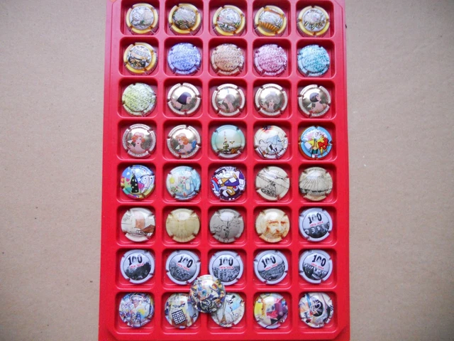 lot de capsules de champagne