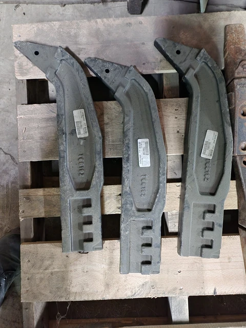 Ripper Shanks for John Deere 350B 450 Dozers Teeth Tooth w/ Retainer Clips