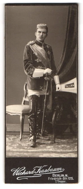 Fotografie Richard Kasbaum, Berlin, Friedrichstrasse 125, Student in vollem Wic