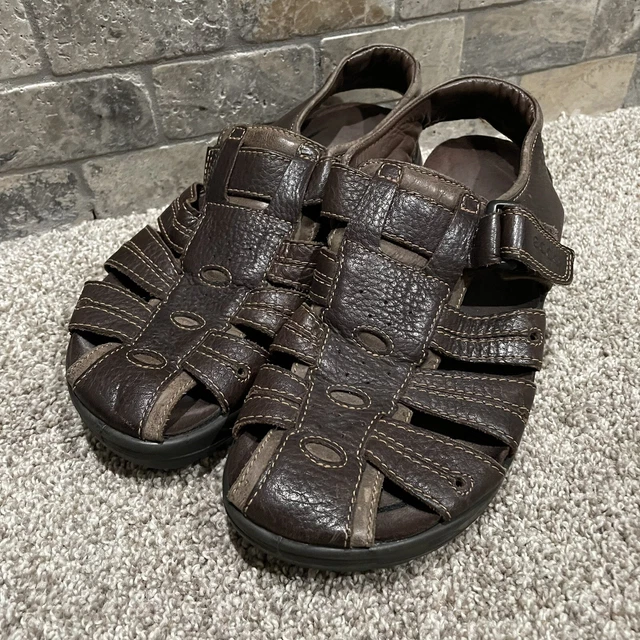 Ecco closed toe athletic sandal Mens Size 9