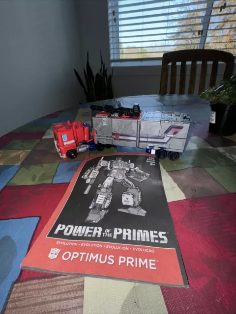 Transformers Power Of The Primes Leader Class Optimus Prime Complete