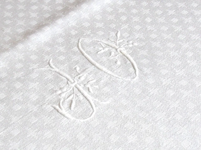 Nappe Blanche En Coton Vintage Avec Initiales L.C - Dimensions 2.30m X 1.75m, Années 1900-1950