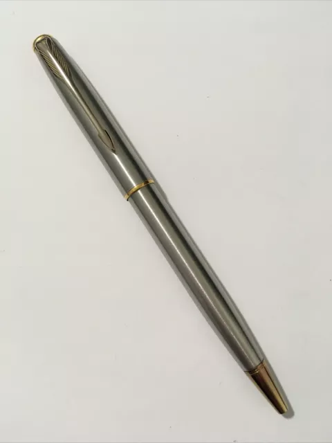 1995 Parker Sonnet Steel Flighter Gold Trim Ballpoint Pen-France.