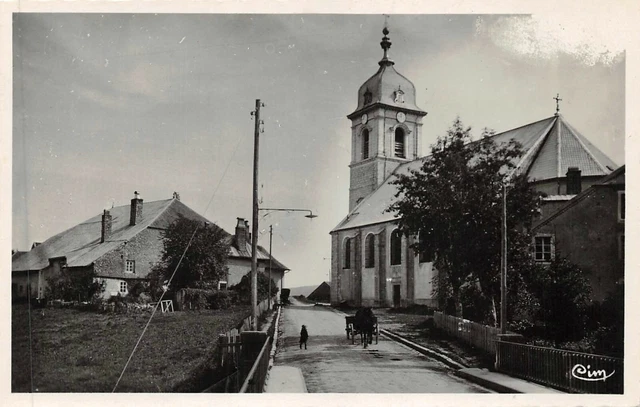 MOUTHE - l'église et le pont
