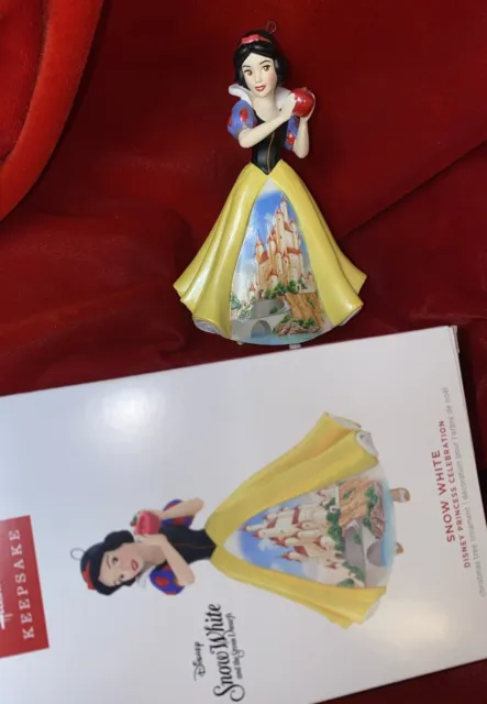 2023 Hallmark Ornament Snow White Disney Princess Celebration 4th in Series NIB