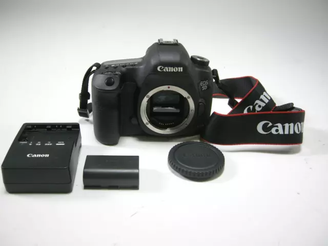 Canon EOS 5D Mark III 22.3mp Digital SLR Body Only Sutter N/A