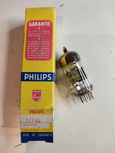 Microphone Karaoké Sans Fil Lumière LED Q-C107 Records Chante Et Joue De Musique Microphone Karaoké Sans Fil Lumière LED Q-C107 Records Chante Et Joue De Musique