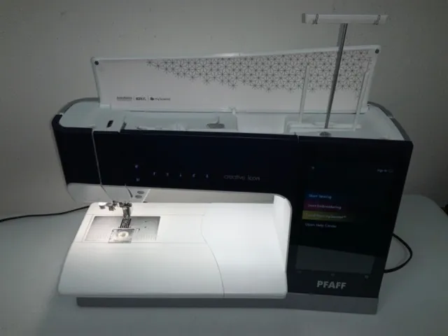 Pfaff Creative Icon Sewing/Embroidery/Quilting Machine in Pristine Condition!
