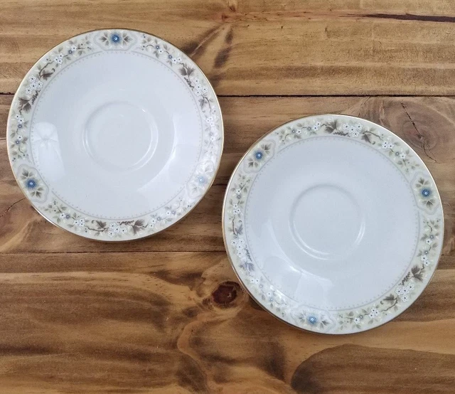 Royal Doulton Mandalay TC1079 Tea Cup Saucer Tray x2 Blue White Flowers Leaves