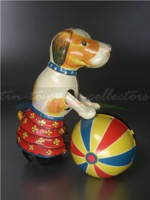 Dog with Ball Original Paya Alicante Model From Georg Levi / Nbn Nuremberg (F)