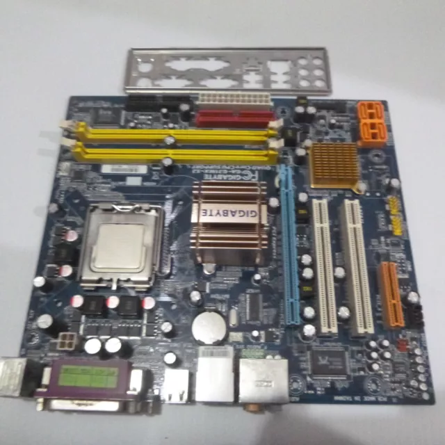 Gigabyte GA-G31MF-S2 Motherboard ATX LGA 775 DDR2 With Core 2 Duo 2.3gb CPU