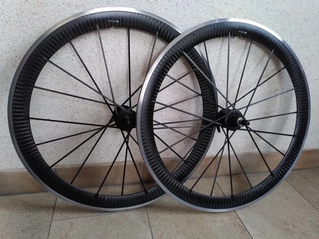 Laufradsatz Mavic Cosmic SLR Shimano 9/10/11-Fach Rennrad 28" Carbon Clincher