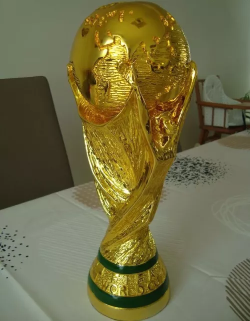 2022 Trophée De La Coupe Du Monde De Placage De Résine Réplique Trophée De  Football Placage