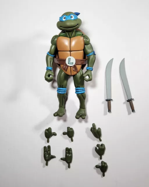 NECA TMNT In Disguise Target Leonardo Only Teenage Mutant Ninja Turtles