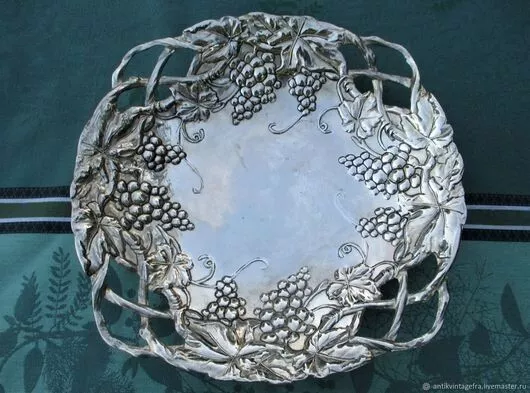 plat ancien Vigne métal argenté old silver metal vine dish