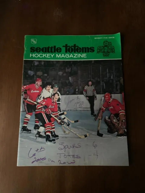 1972-73 WHL Hockey Program Seattle Totems VS Denver Spurs JAN 6TH Vintage