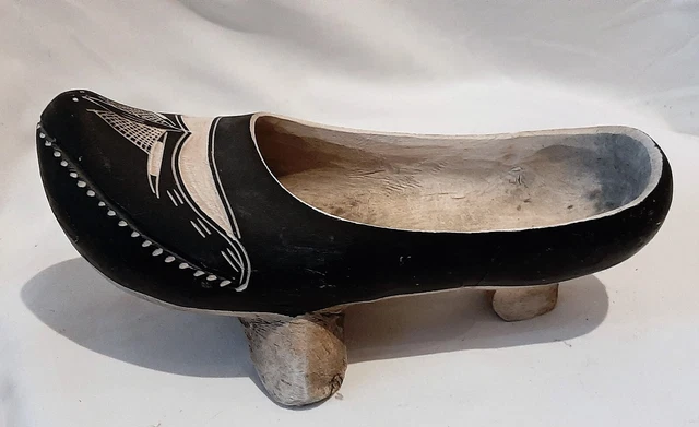 Antiguo zueco negro holandés en madera maciza 3