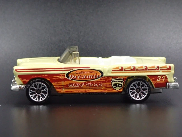 1955 55 Chevy Chevrolet Bel Air Convertible 1:64 Miniature Diorama Voiture