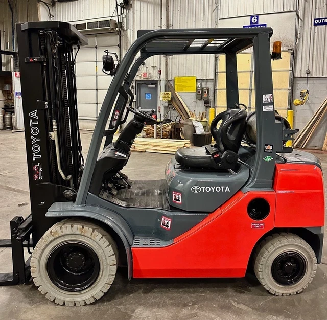 2014 Toyota 5000 Lb Pneumatic Tires Dual Fuel Forklift 48 Inch Forks Painted