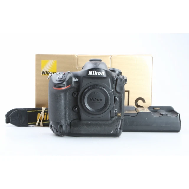 Nikon D4s +365 k Shutter Count + Good (231571)
