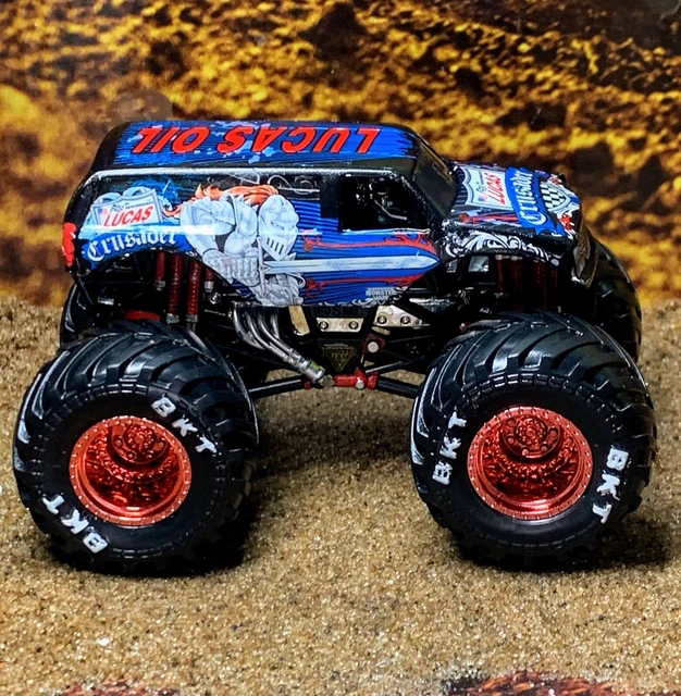 Lucas oil crusader monster truck toy outlet