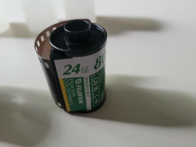 4 Roll FujiFilm Fujicolor Superia X-TRA 800 - 35mm / 24 Exposes, Expired 2