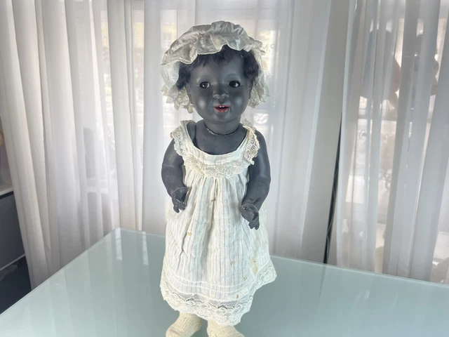 Poupée De Collection En Porcelaine – 60 Cm – Très Bon état Avec Socle