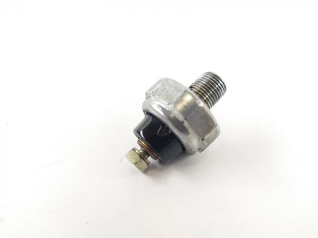 Suzuki GSF 1200 Bandit GV75A [1998] - Oil pressure switch