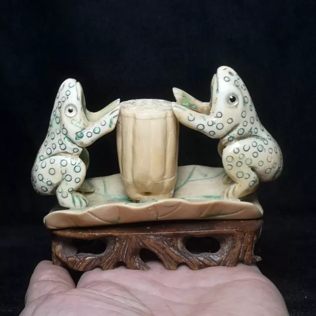 Old Chinese Hand Carving Frog Lotus leaf Statue Decoration Collection L 4.2 inch