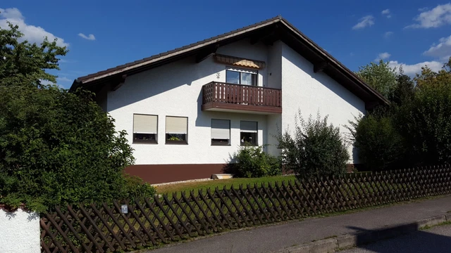 Zweifamilienhaus in Bayerbach