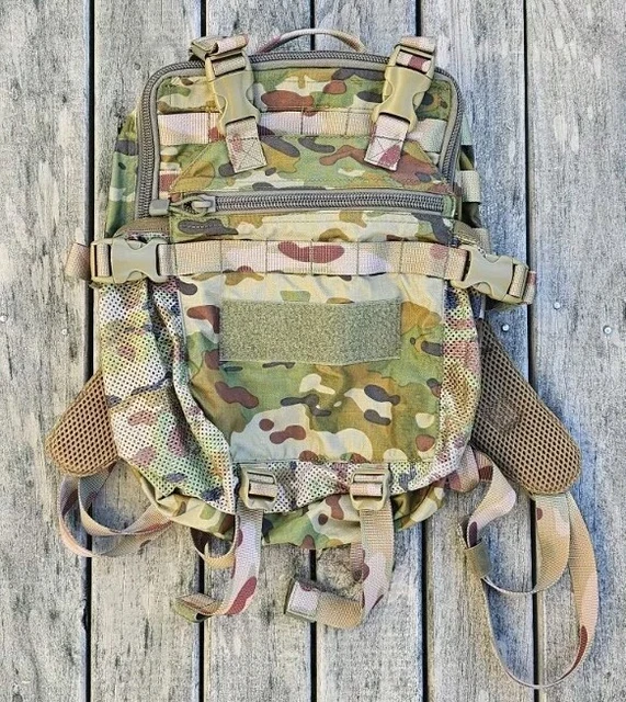 AUSTRALIAN ARMY SORD AMCU AU Terrain Helme t Carrier Small Assault Pack ...
