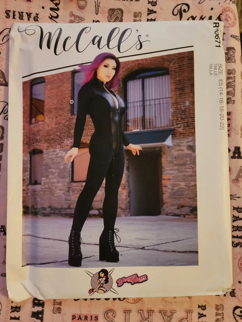 McCalls Black widow Sewing pattern New # R10671 Size 14-22