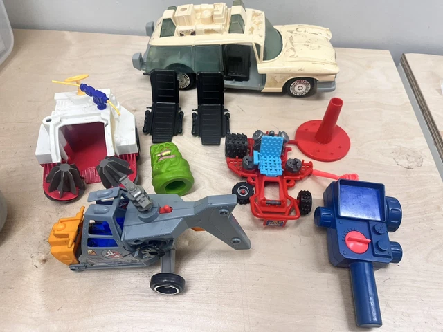 Vintage Lot of Kenner Real Ghostbusters Miscellaneous Parts for Toys & Vehicles