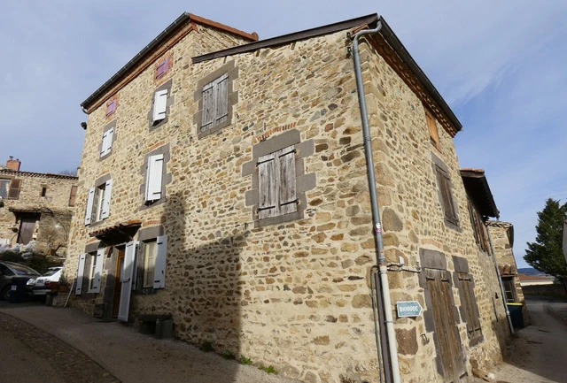 Vente maison de village 106 m² Lavaudieu (43100) Vente maison de village 106 m² Lavaudieu (43100)