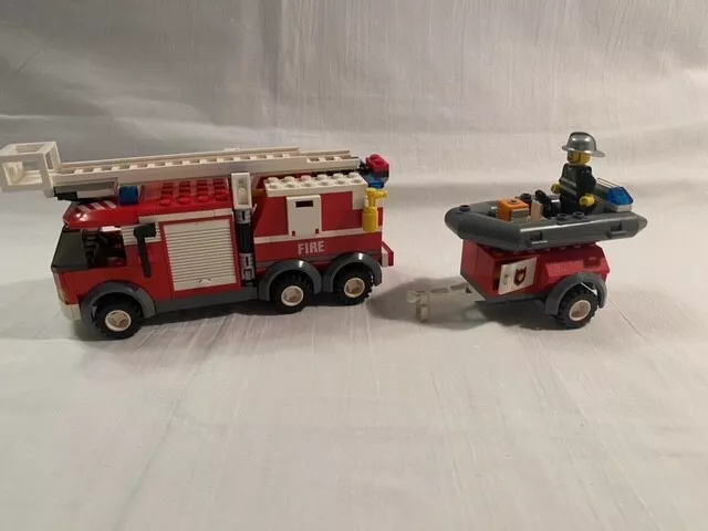 Verkaufe Lego Set Nr. 7239 Feuerwehrdrehleiter mit Anhänger, City