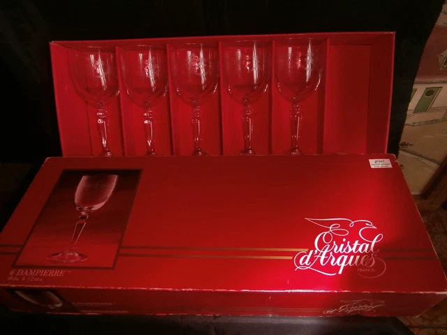 5 verres  à VIN  ROUGE modèle DAMPIERRE  18 cl, Cristal d'Arques, no Rambouillet