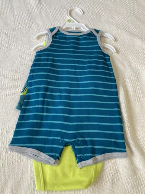 Carters baby boy 3 piece knit dinasour short outfit size 3M NWT 3